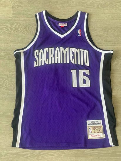 16 Peja Stojakovic Sacramento Kings 2002-03 Maillot Violet